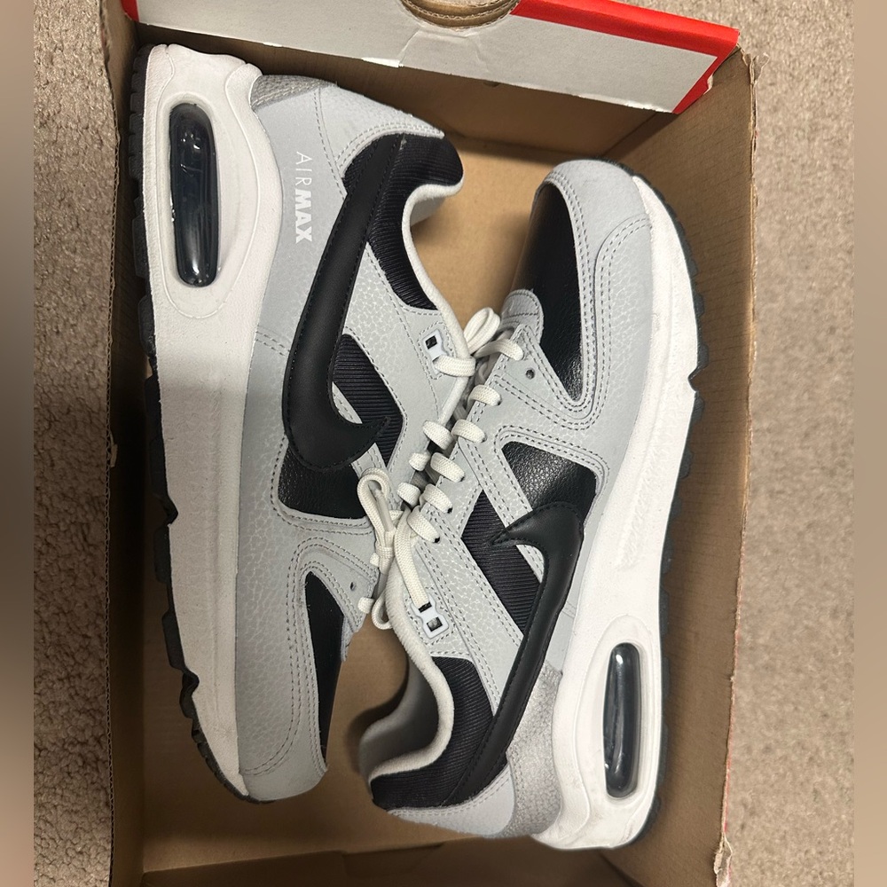 Nike Air Max Command